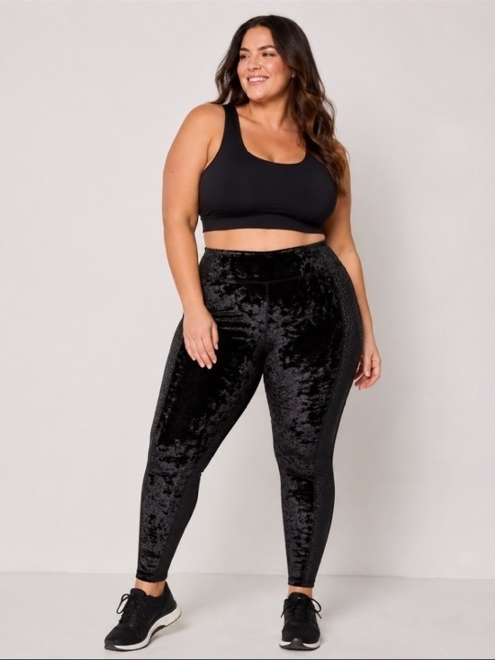 Good American Black Velvet Leopard Panel Leggings Size 5 NWT